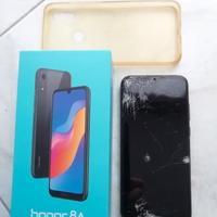 honor 8A nero con schermo e fotocamera rotti