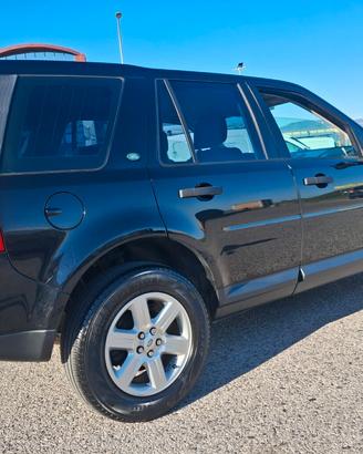 Land Rover Freelander 2.2 TD4*159mila KM. CERTIFIC