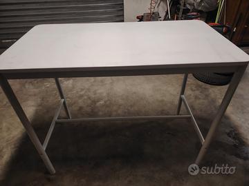 Tavolo Ikea nuovissimo 