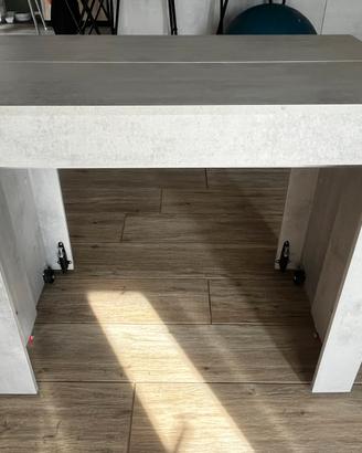 Tavolo consolle allungabile effetto cemento