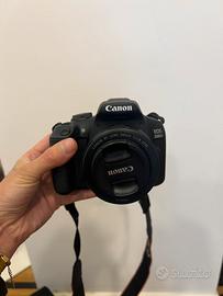 Canon EOS 2000D