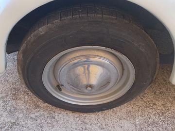 Cerchi borchie pneumatici fiat 500 F