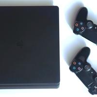 Playstation 4 
Ps4 Slim Usata 