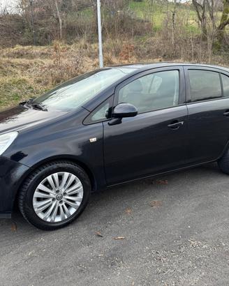 Opel Corsa 1.2 5 porte Club 11/2011