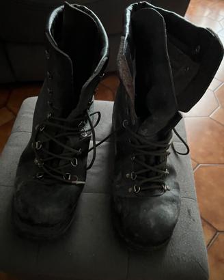 Stivaletti ex ordinanza Alpini