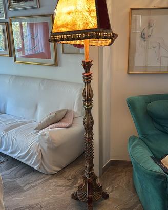 Lampada da terra d’arredo