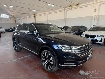 VOLKSWAGEN Touareg 3.0 TDI Atmosphere - PREZZO PER