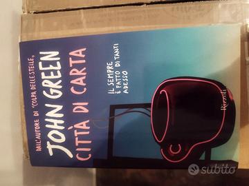 Libro "Città di carta" di John Green