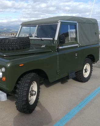 Land Rover 88 Series III - 1978