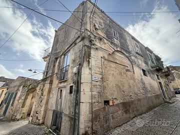 Casa singola a Modica (RG) - Modica Alta