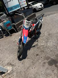 moto cvm 250