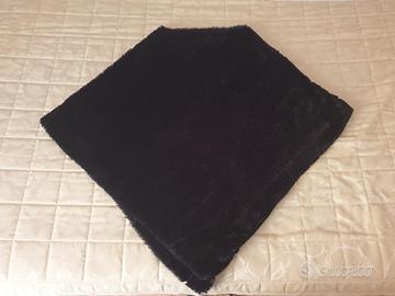 Poncho nero