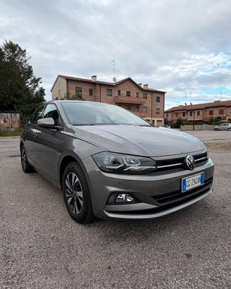 Volkswagen Polo 2021