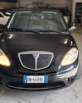 Lancia Ypsilon 1.2 Modamilano