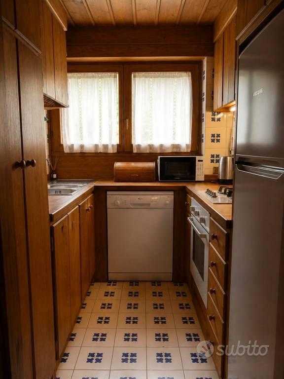 Appartamento di 155 m² con più di 5 locali e box a - Vista 6