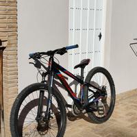 Lombardo Mozia   Hard trail  TRATTABILE