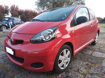 Toyota Aygo 1.0 12V VVT-i 5 porte Now Connect