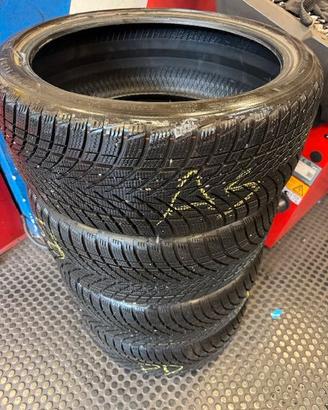 GOODYEAR 4 GOMME INVERNALI Audi S3