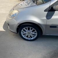 clio 1500 dci adatta a neo patentati