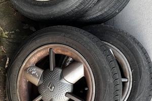 Gomme e cerchioni Renault Clio