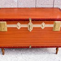 Baule mobile in legno vintage portabiancheria