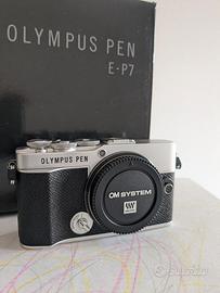 Olympus PEN E-P7
