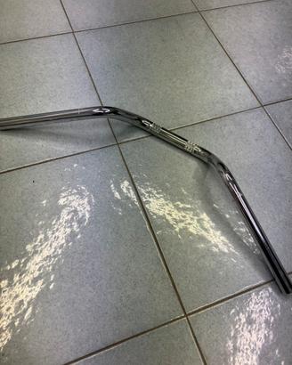 triumph bonneville t100 manubrio