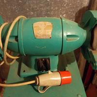 Smerigliatrice 380V.