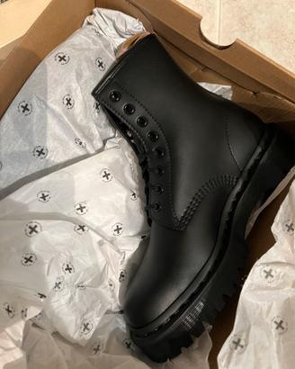 Dr martens vegan BEX mai indossati