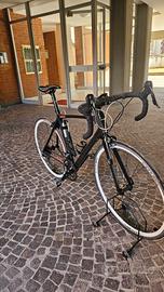 bici da corsa in carbonio 