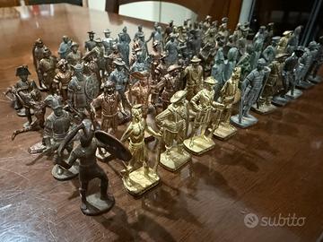 Soldatini kinder in metallo vintage