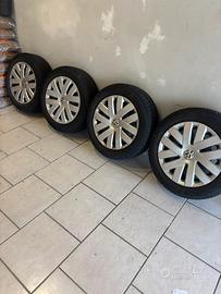 Cerchi con copricerchi polo Volkswagen 2010