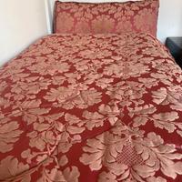Letto sommier singolo con materasso e trapunta
