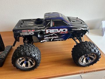 TRAXXAS REVO 3.3