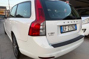 Volvo V50 1.6 DIESEL 2011 - CERCHI IN LEGA