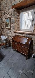Secretaire (scrivania a ribalta) in legno noce