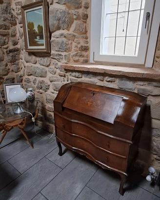 Secretaire (scrivania a ribalta) in legno noce