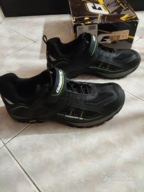 Scarpe mtb per pedali a sgancio