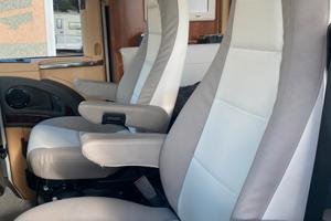 Laika Kreos 7010 Motorhome