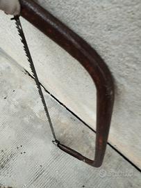 Seconda sega ad arco da legna usata 