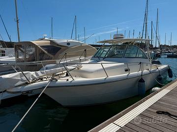 Pursuit 3070 center console