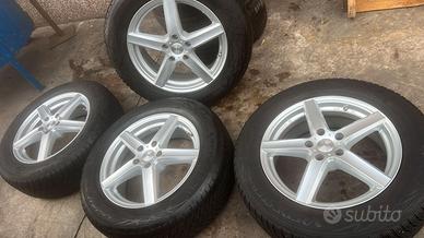 gomme e cerchi mercedes GLA 215 65 17 inevrnali