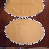 due  centri ovali ocra