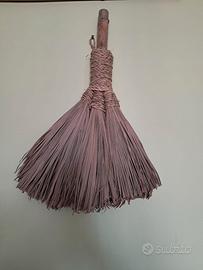 Scopa da forno a legna di Palma nana fatte a mano