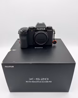 Fujifilm X-S20 in condizioni impeccabili