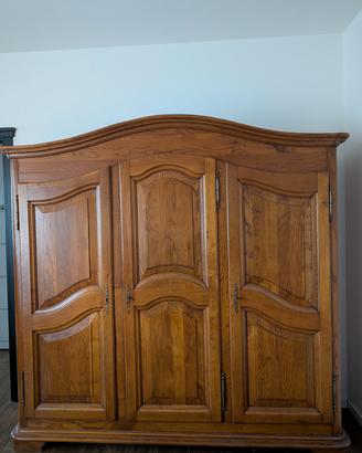 armadio guardaroba in legno massiccio 