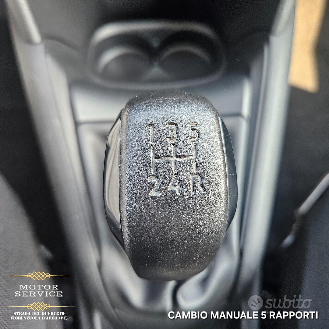 Peugeot 208 2017 photo 4