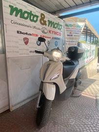 Piaggio Beverly 350