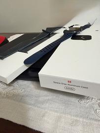 Apple Watch SE 44 mm Space Gray