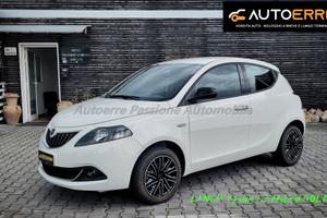 LANCIA YPSLON 1.0 Firefly Hybrid GOLD